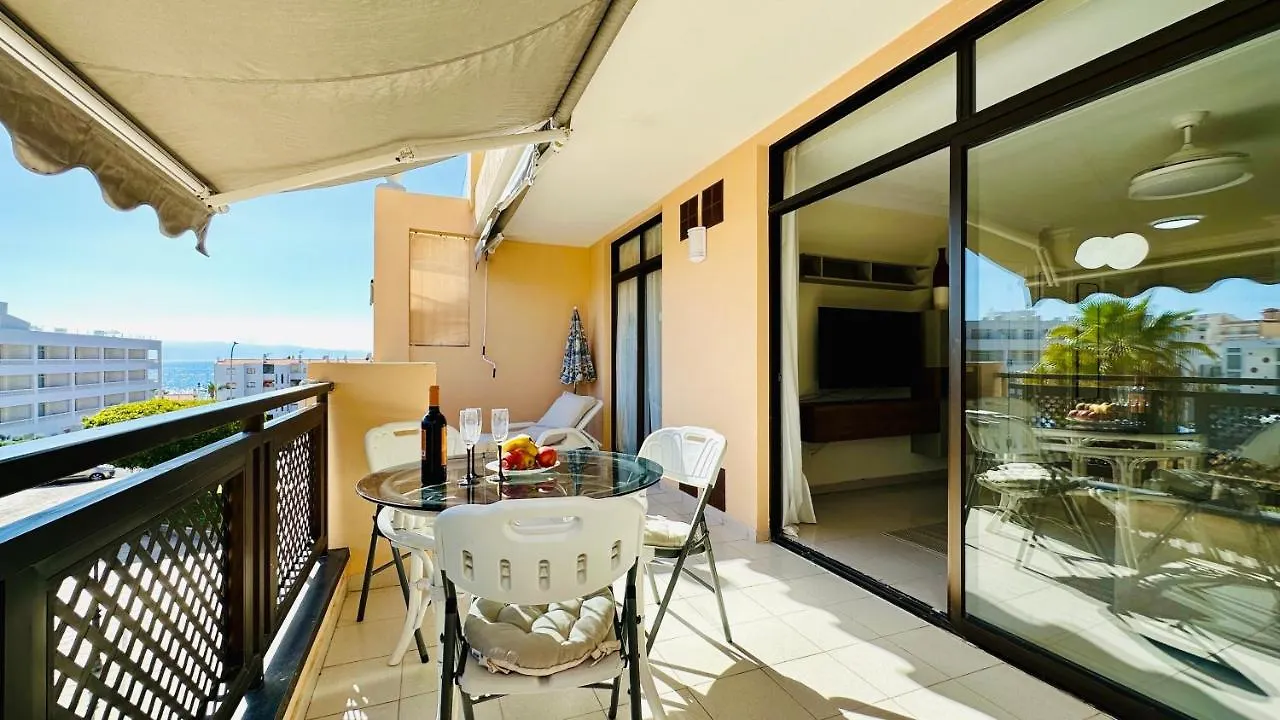 Sunset Apart, Large Terrace, Pool, Best Location! プエルト・デ・サンティアゴ